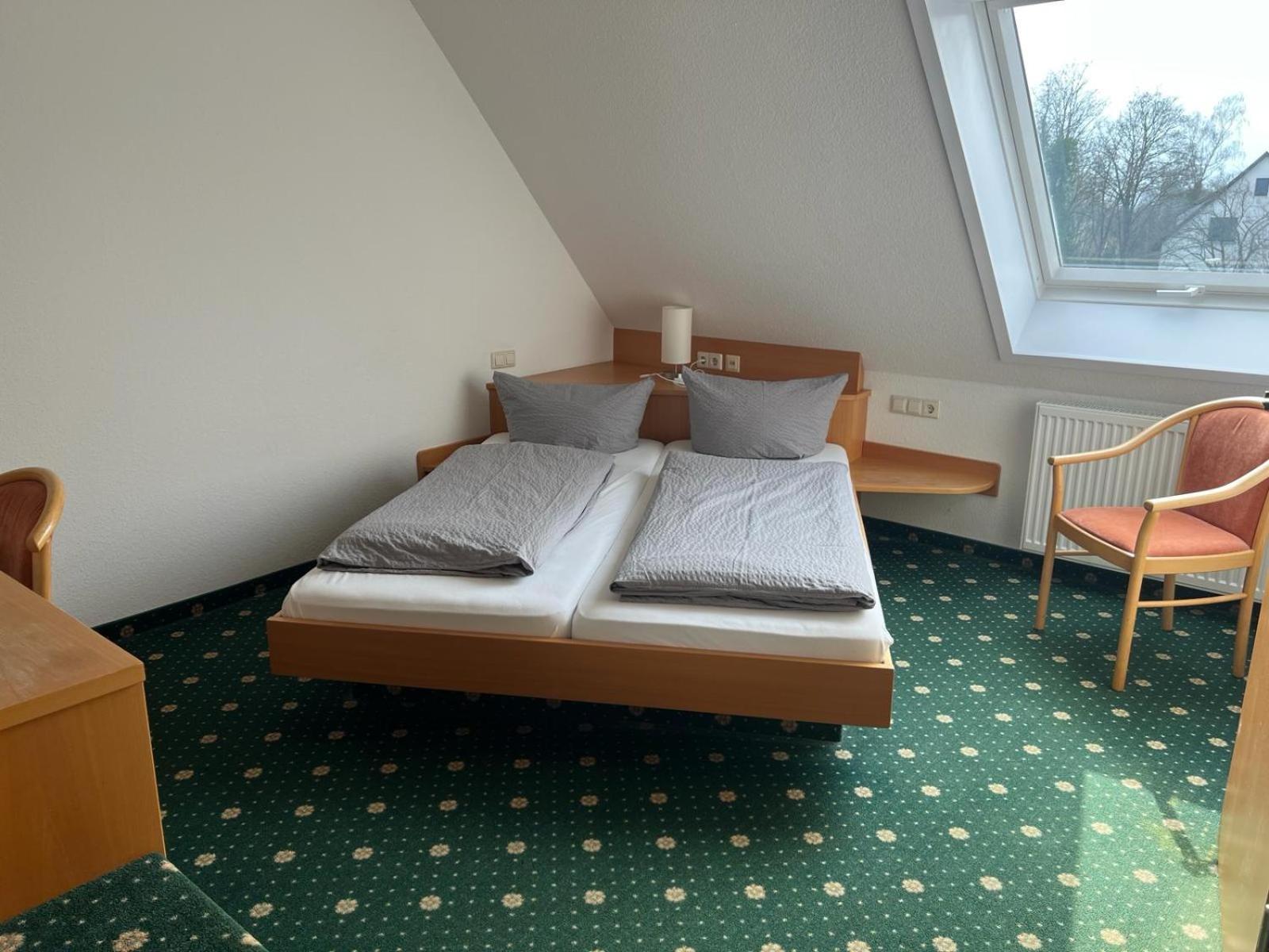 Hotel Landgasthof Blume Lichtenau  Bagian luar foto